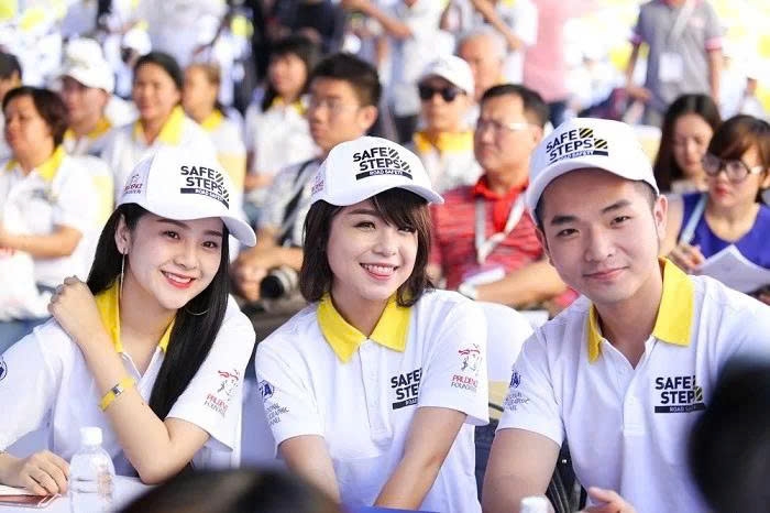Áo thun quảng cáo
