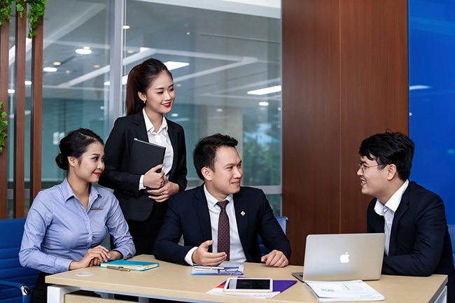 Đồng Phục Thành Công - Công Ty May Đồng Phục Cao Cấp